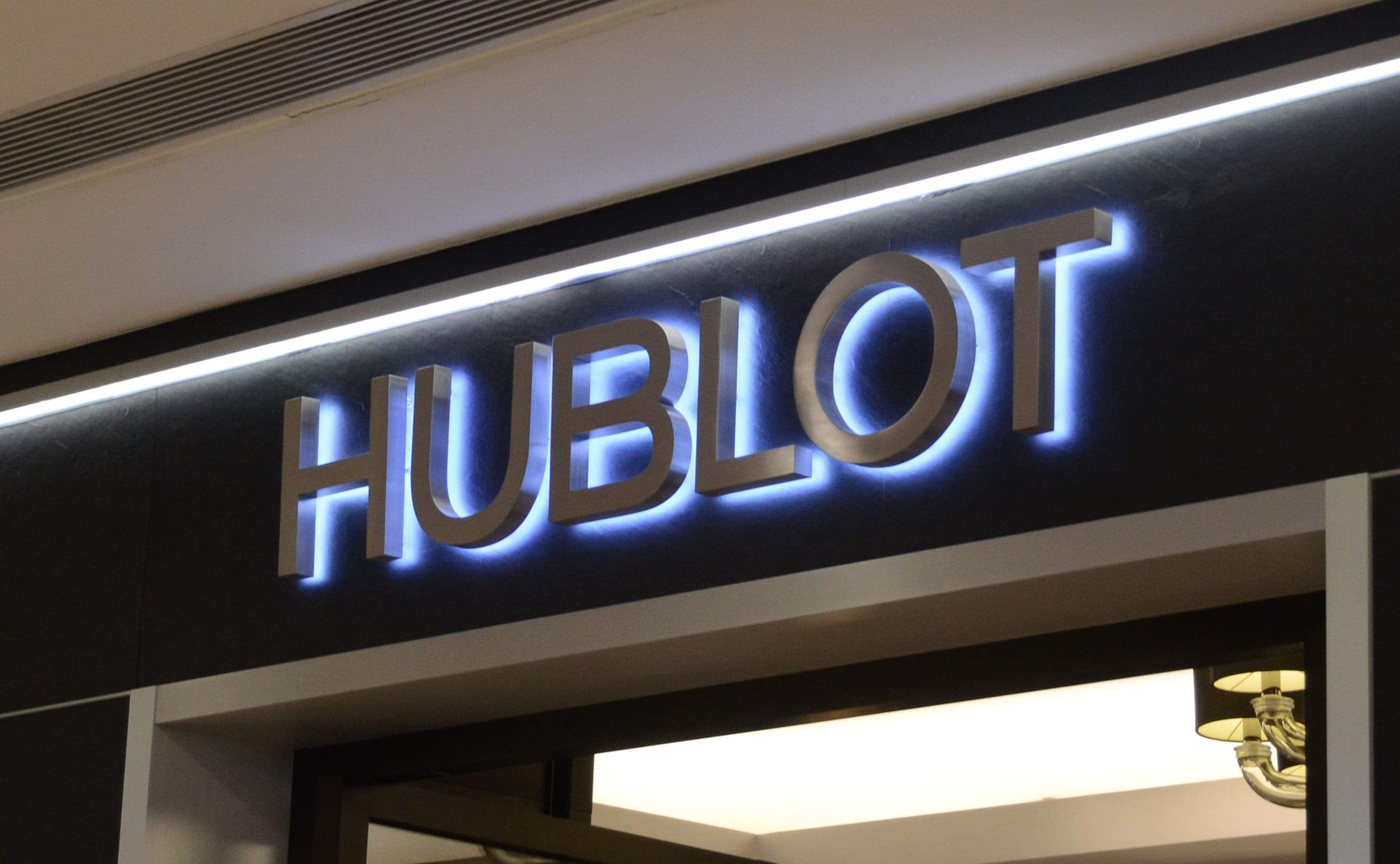 Halo Lit Letters For Hublot